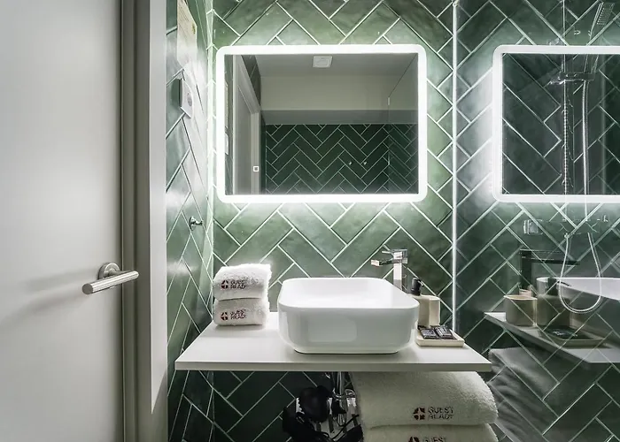 Guestready - The Cats * بورتو