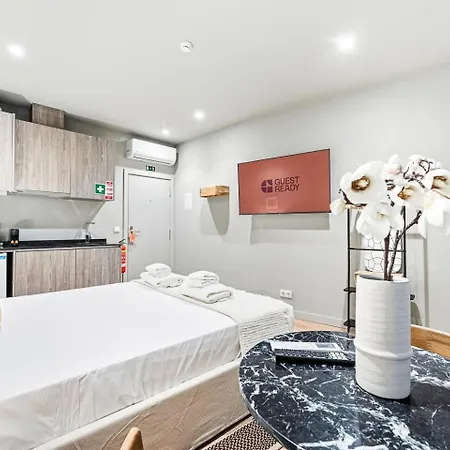 Guestready - The Cats *